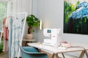 BERNINA รุ่น 325